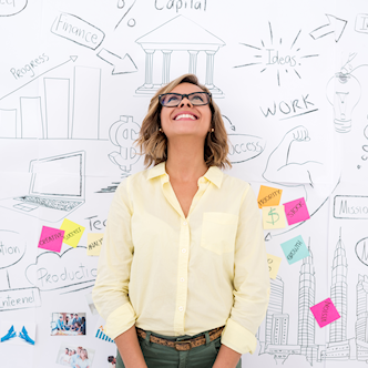 vrouw-bij-werktekening-332x332